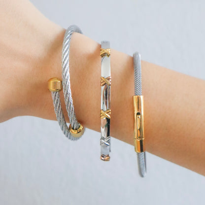 Aliza Bangle
